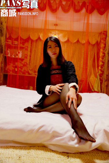 女兒吃大雞巴
